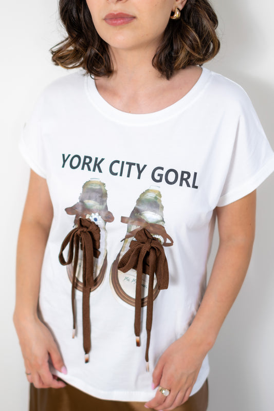 T-shirt Laces Tee